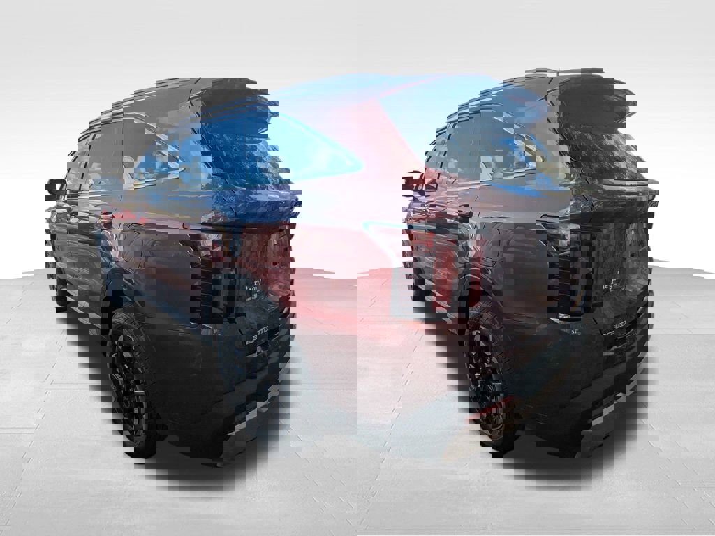 Used 2025 Kia Sorento S image 3