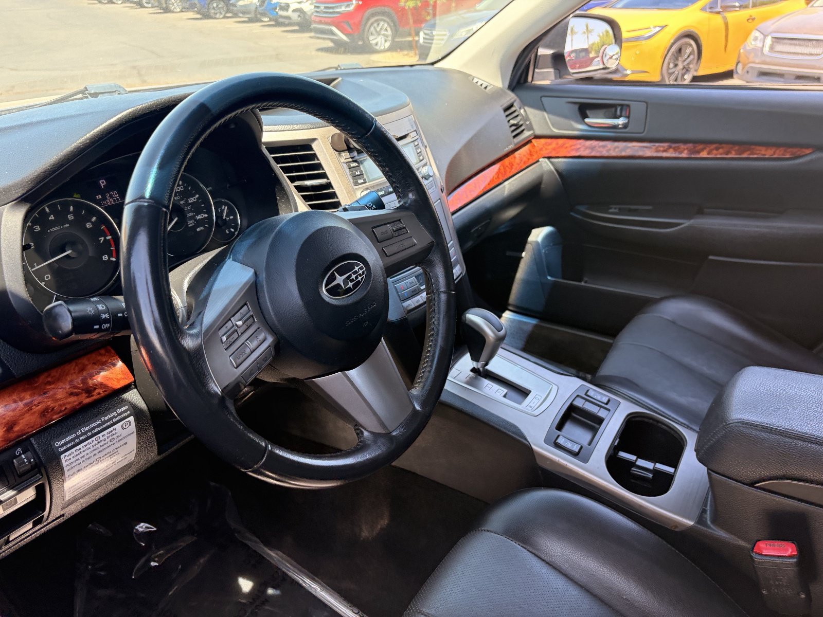 Used 2011 Subaru Outback 2.5i Limited w/ Popular Equipment Group 2A AWD/4WD image 16
