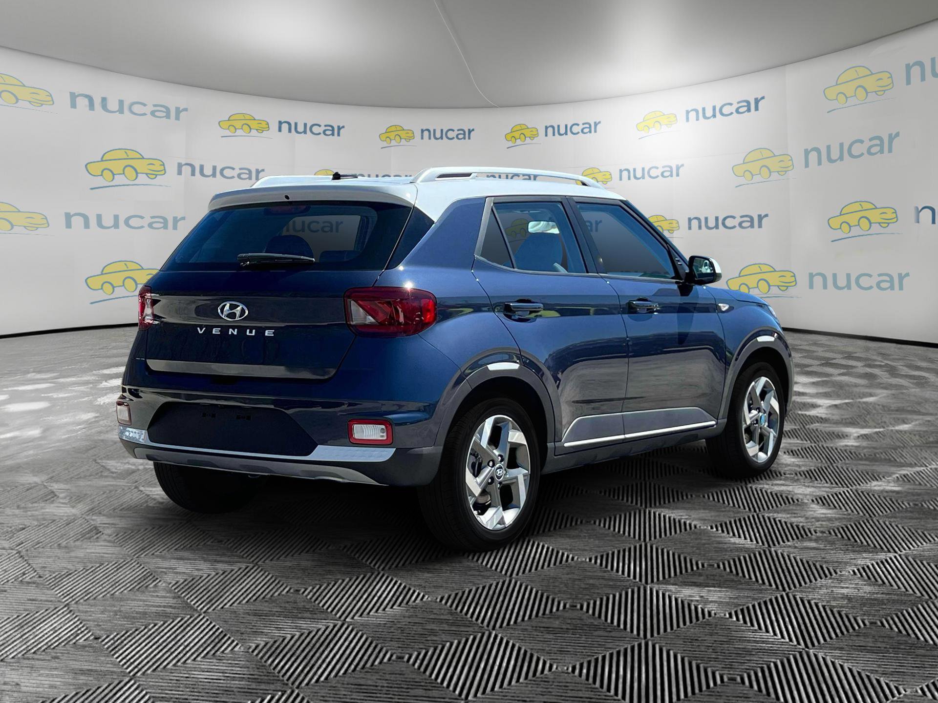 New 2025 Hyundai Venue Limited image 7