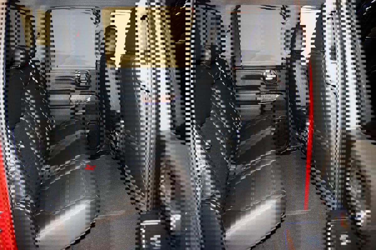 Used 2022 GMC Sierra 3500 Denali w/ Denali Ultimate Package image 76