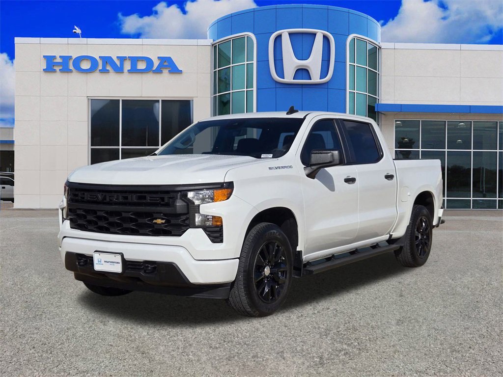 Used 2024 Chevrolet Silverado 1500 Custom image 7