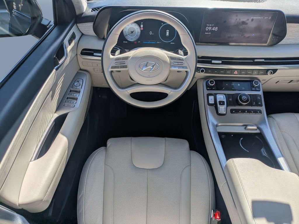 Used 2024 Hyundai Palisade Calligraphy FWD image 16