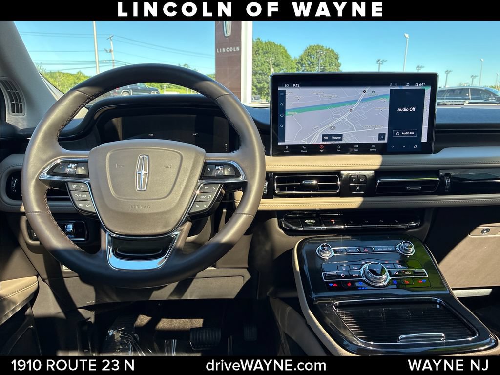 Certified 2023 Lincoln Nautilus Reserve w/ Luxury Package AWD/4WD image 25