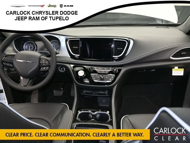New 2026 Chrysler Pacifica Limited FWD image 49