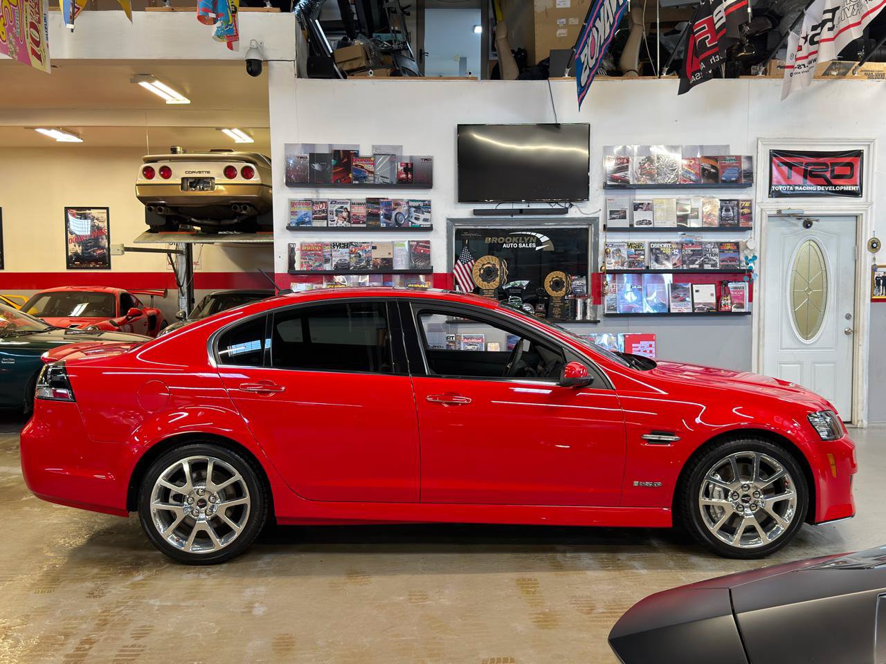 Used 2009 Pontiac G8 GXP RWD image 5