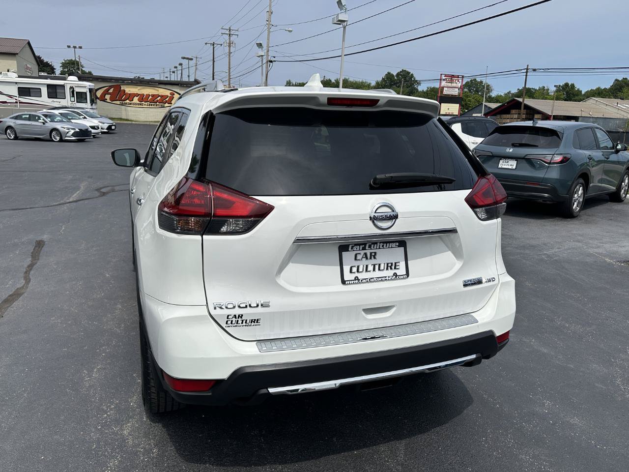 Used 2019 Nissan Rogue S w/ Special Edition Package AWD/4WD image 10