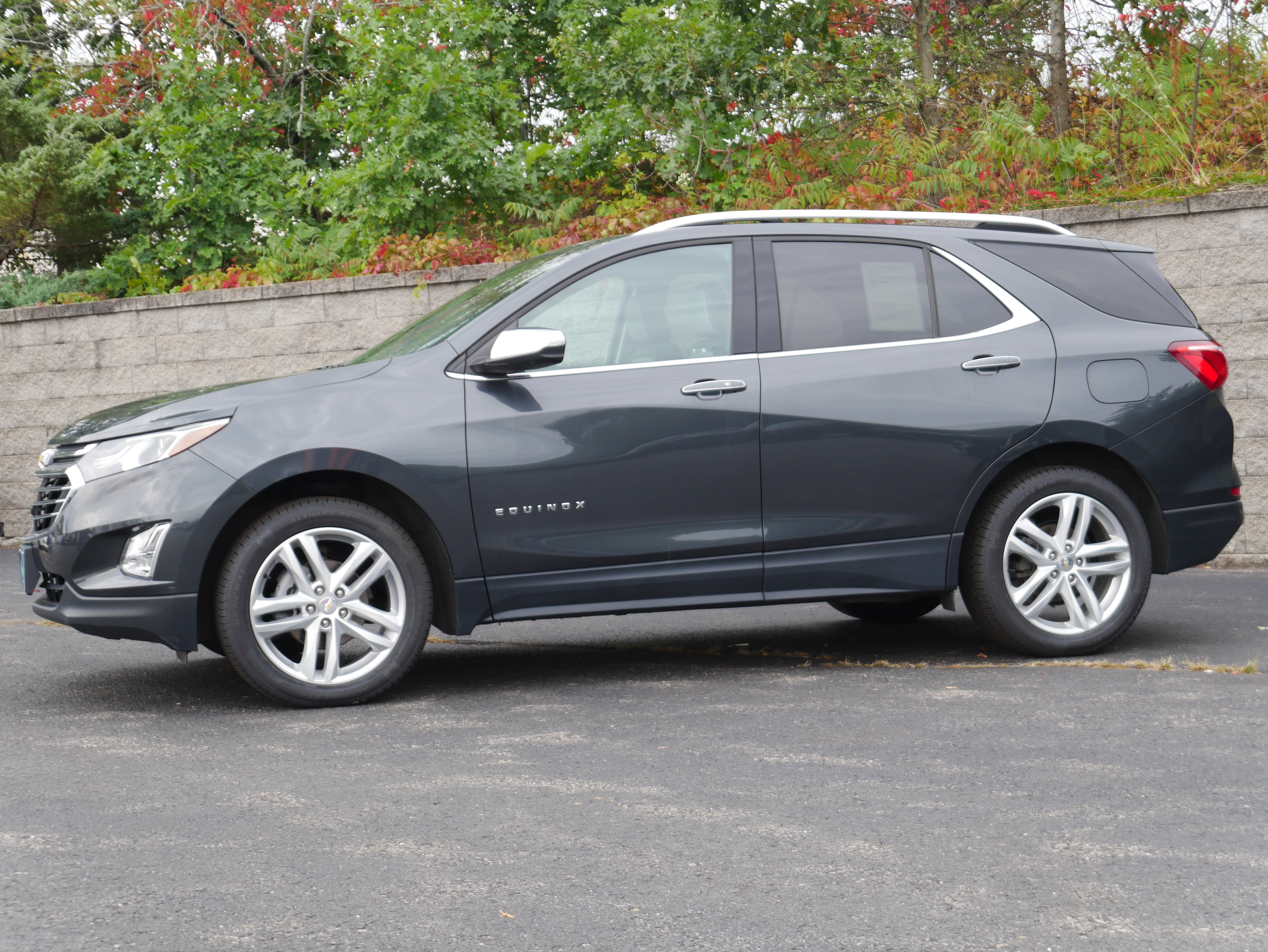 Certified 2020 Chevrolet Equinox Premier AWD/4WD image 3