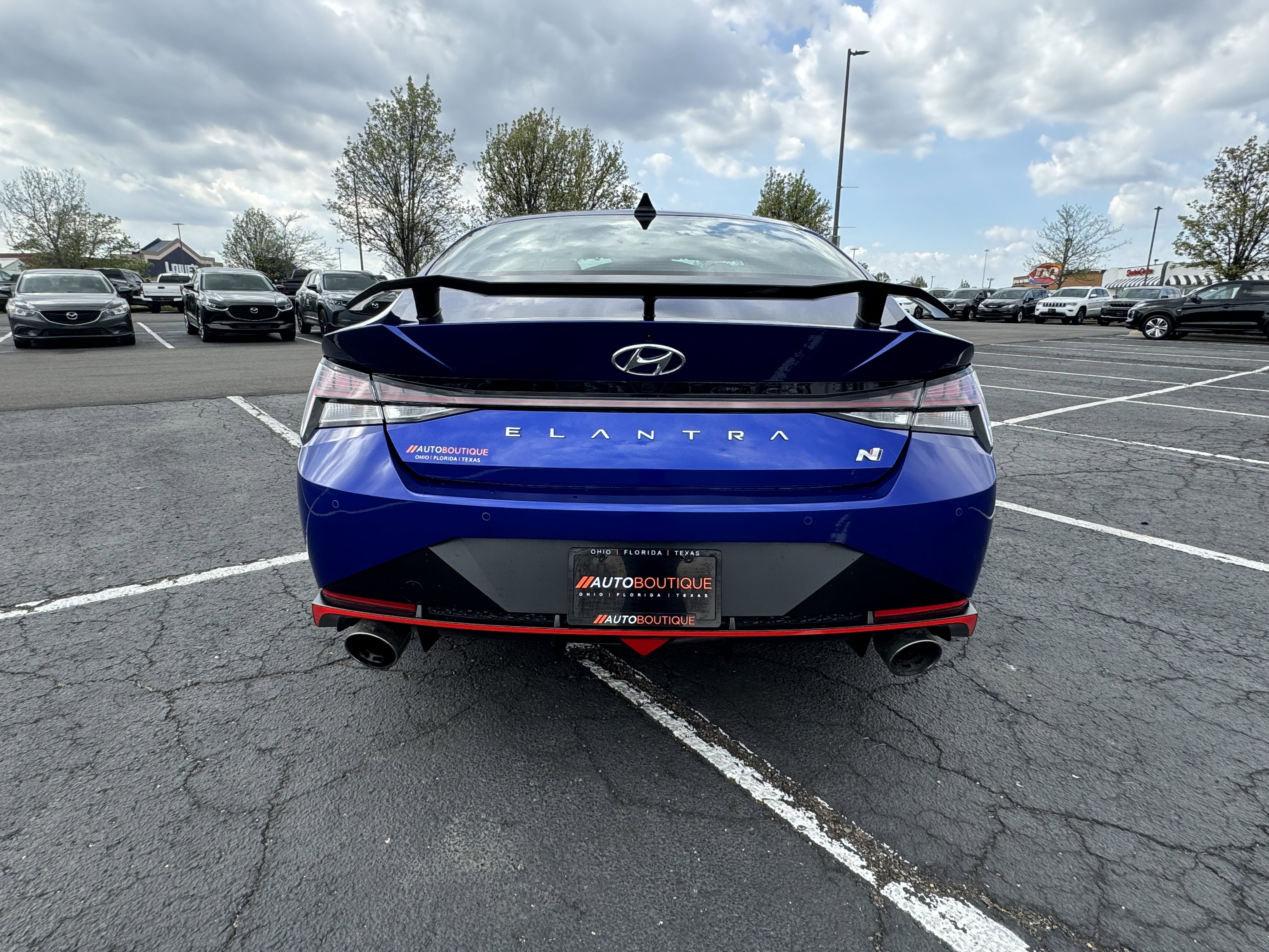 Used 2022 Hyundai Elantra N FWD image 9