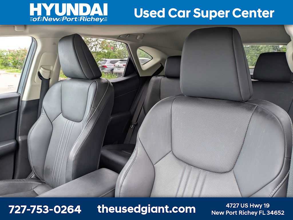 Used 2023 Lexus NX 250 FWD image 6