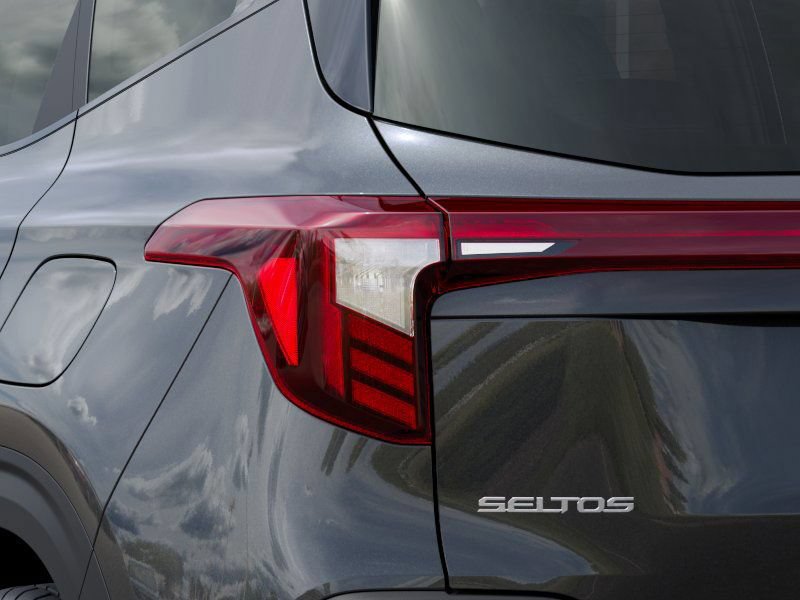 Used 2026 Kia Seltos S AWD/4WD image 11