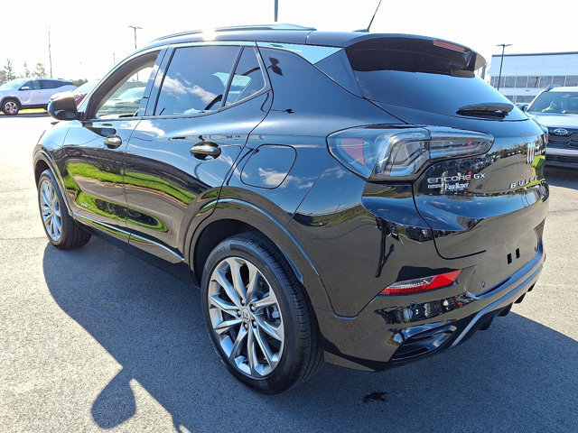 Used 2025 Buick Encore GX Avenir w/ Avenir Convenience Package AWD/4WD image 5