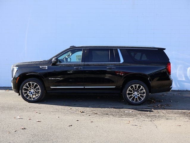 New 2026 GMC Yukon XL Denali w/ Sun & Power Step Package AWD/4WD image 3