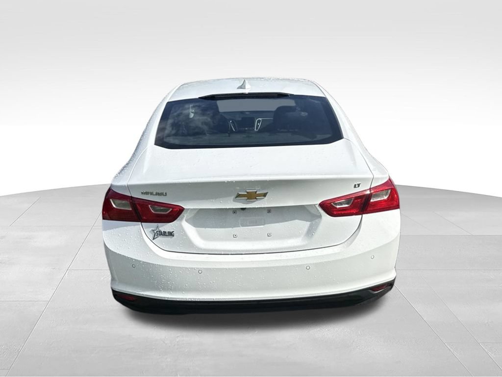 Used 2025 Chevrolet Malibu LT FWD image 5