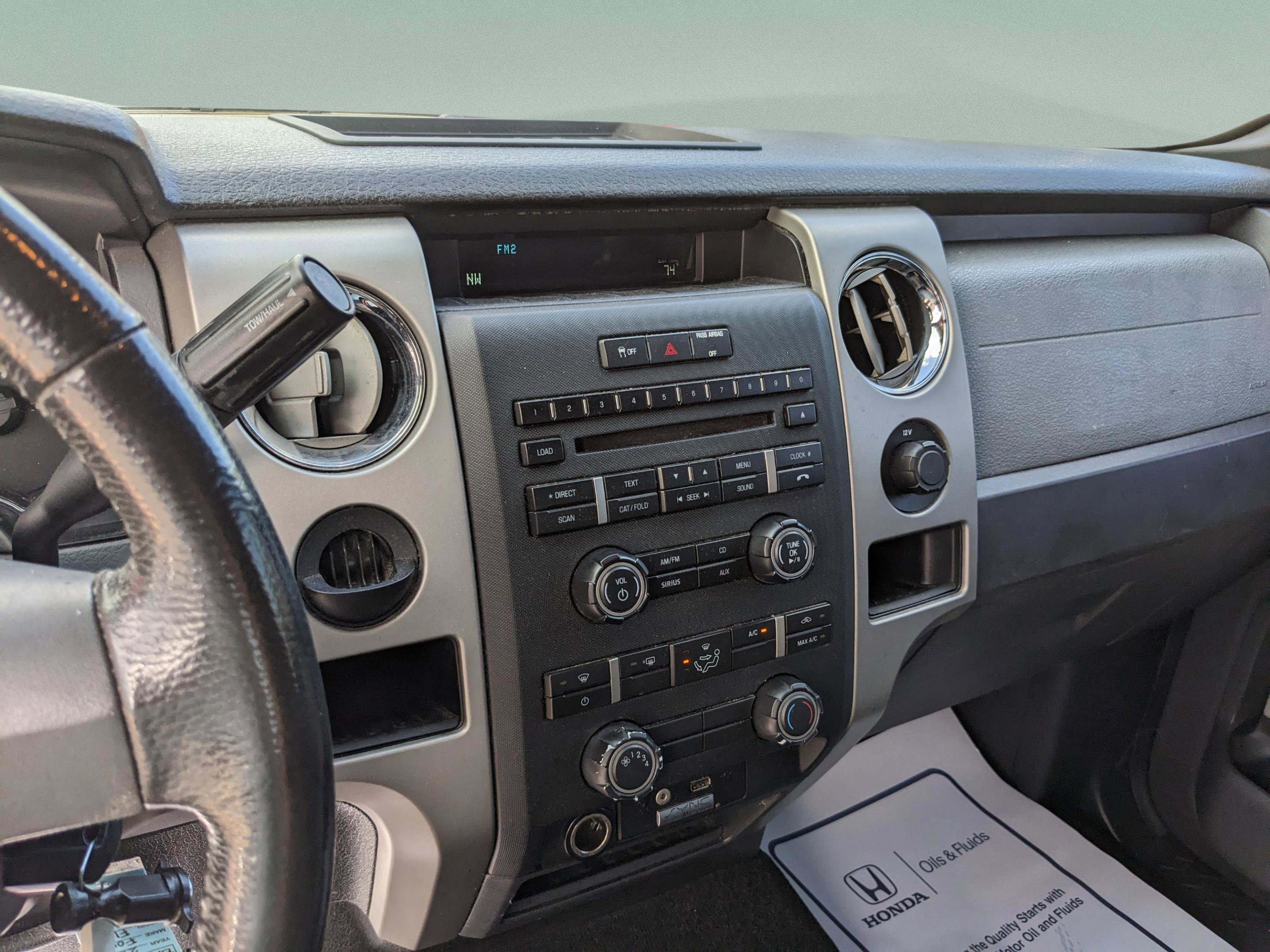 Used 2011 Ford F150 XLT w/ XLT Convenience Pkg image 13