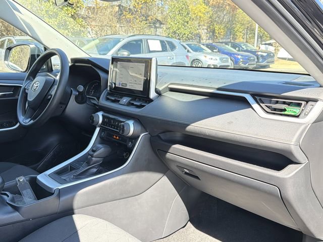 Used 2024 Toyota RAV4 XLE image 20