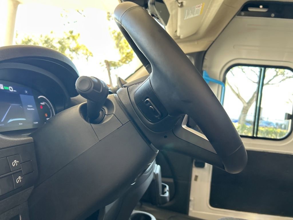 Used 2024 RAM ProMaster 3500 w/ Delivery Van Package image 34