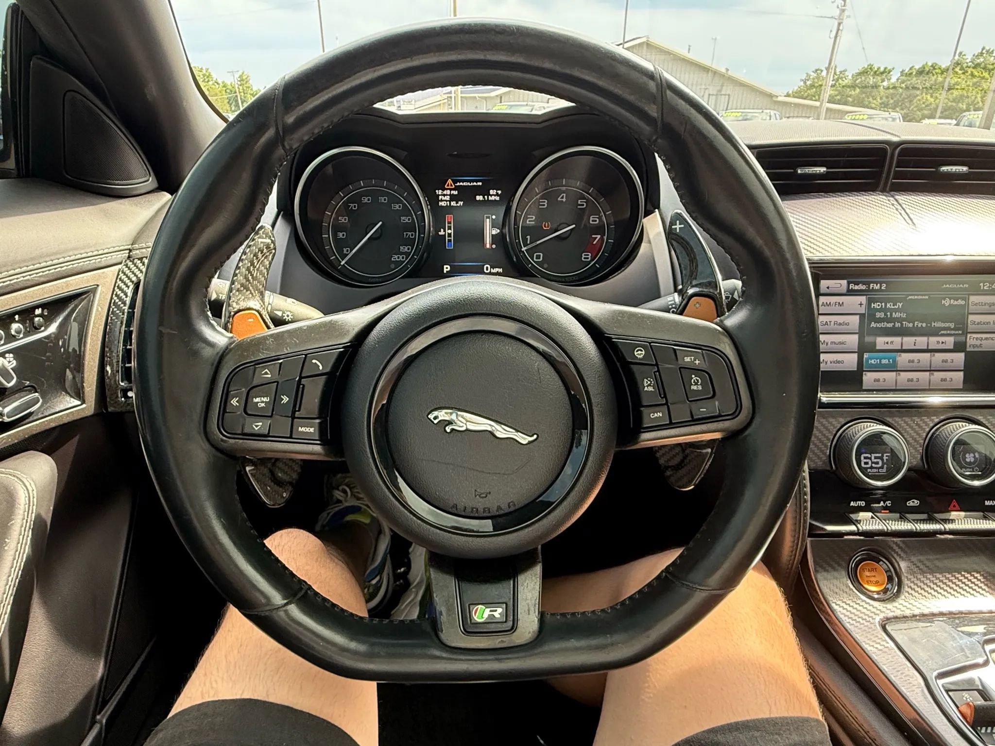 Used 2015 Jaguar F-TYPE R image 18