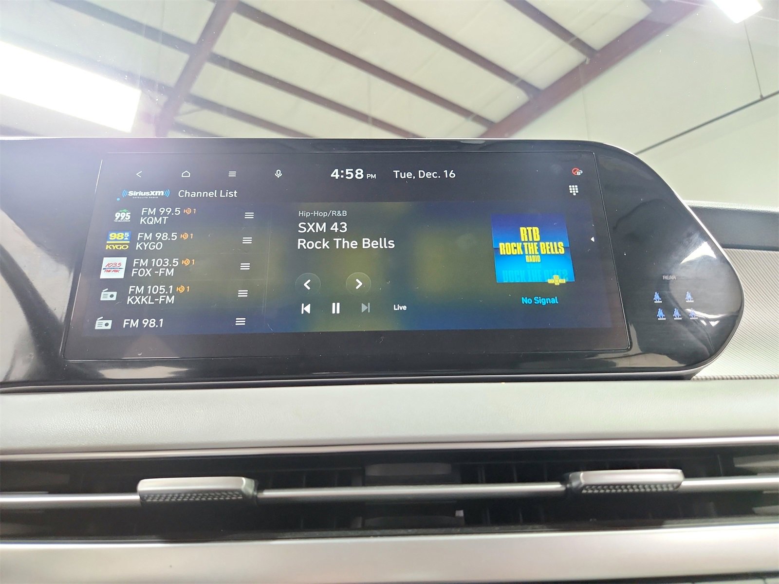 Used 2024 Hyundai Palisade SEL image 27