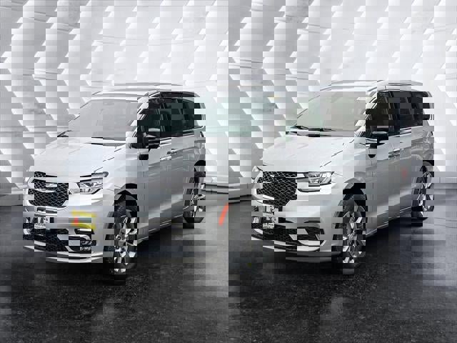 New 2026 Chrysler Pacifica Select image 18