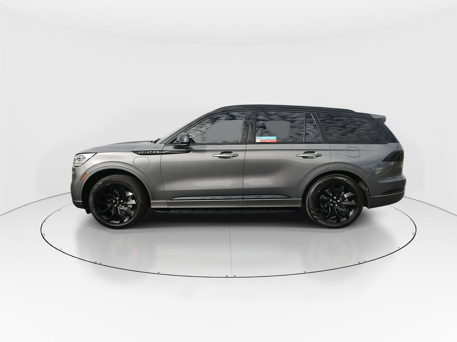 Used 2021 Lincoln Aviator Grand Touring w/ Equipment Group 301A image 5