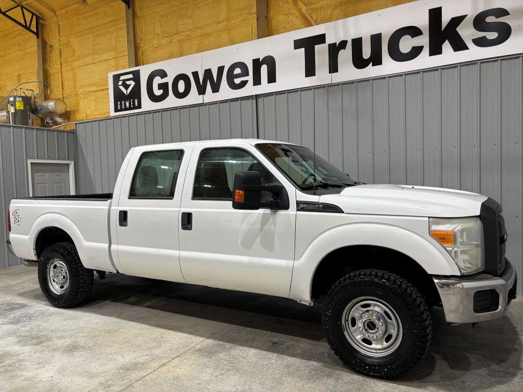 Used 2014 Ford F250 XL w/ Power Equipment Group AWD/4WD image 3