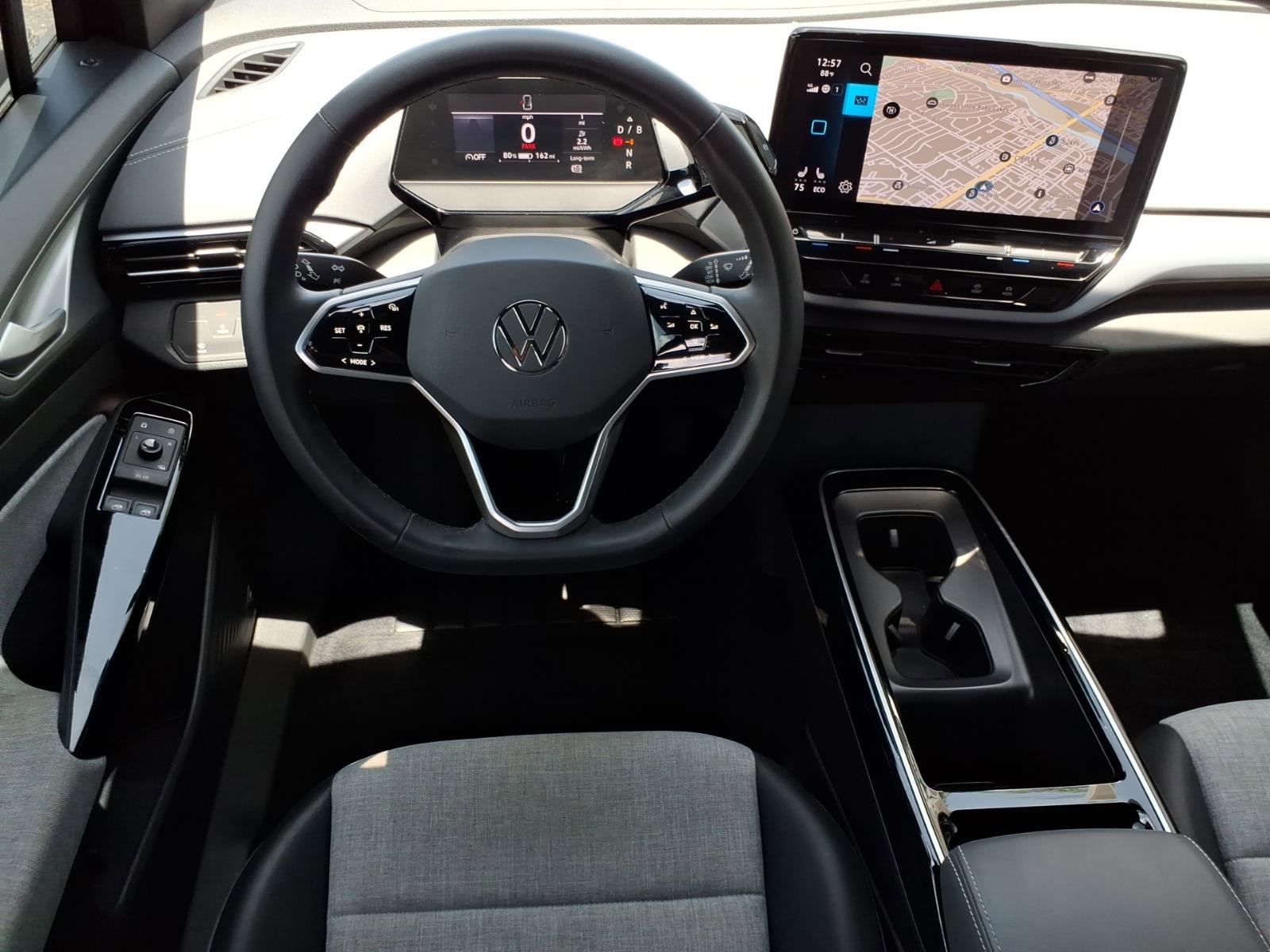 Certified 2024 Volkswagen ID.4 2WD image 23