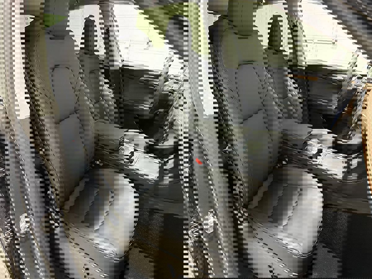 Used 2023 Tesla Model Y Long Range image 11