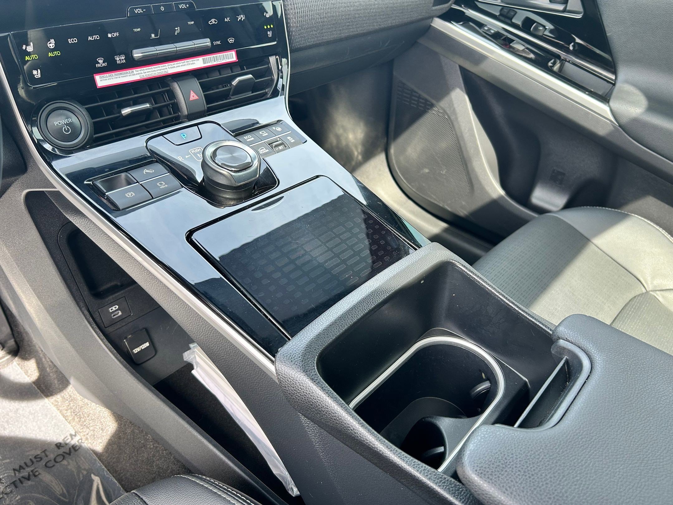 Used 2024 Toyota bZ4X Limited w/ Weather Package image 18