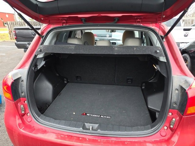 Used 2017 Mitsubishi Outlander Sport ES image 12