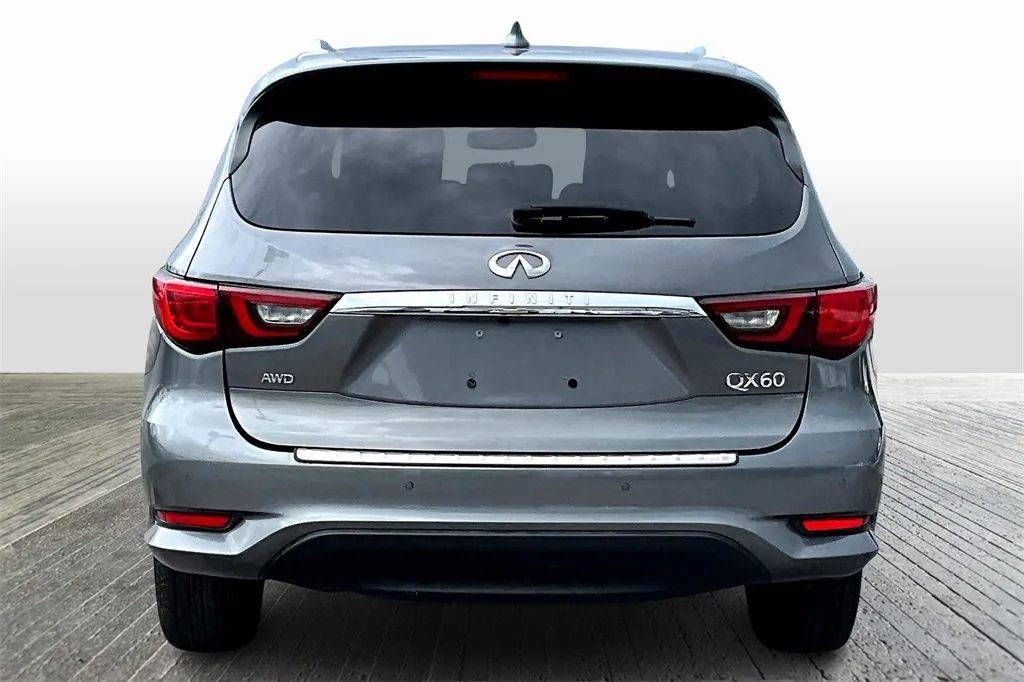 Used 2019 INFINITI QX60 Luxe w/ Essential Package image 4
