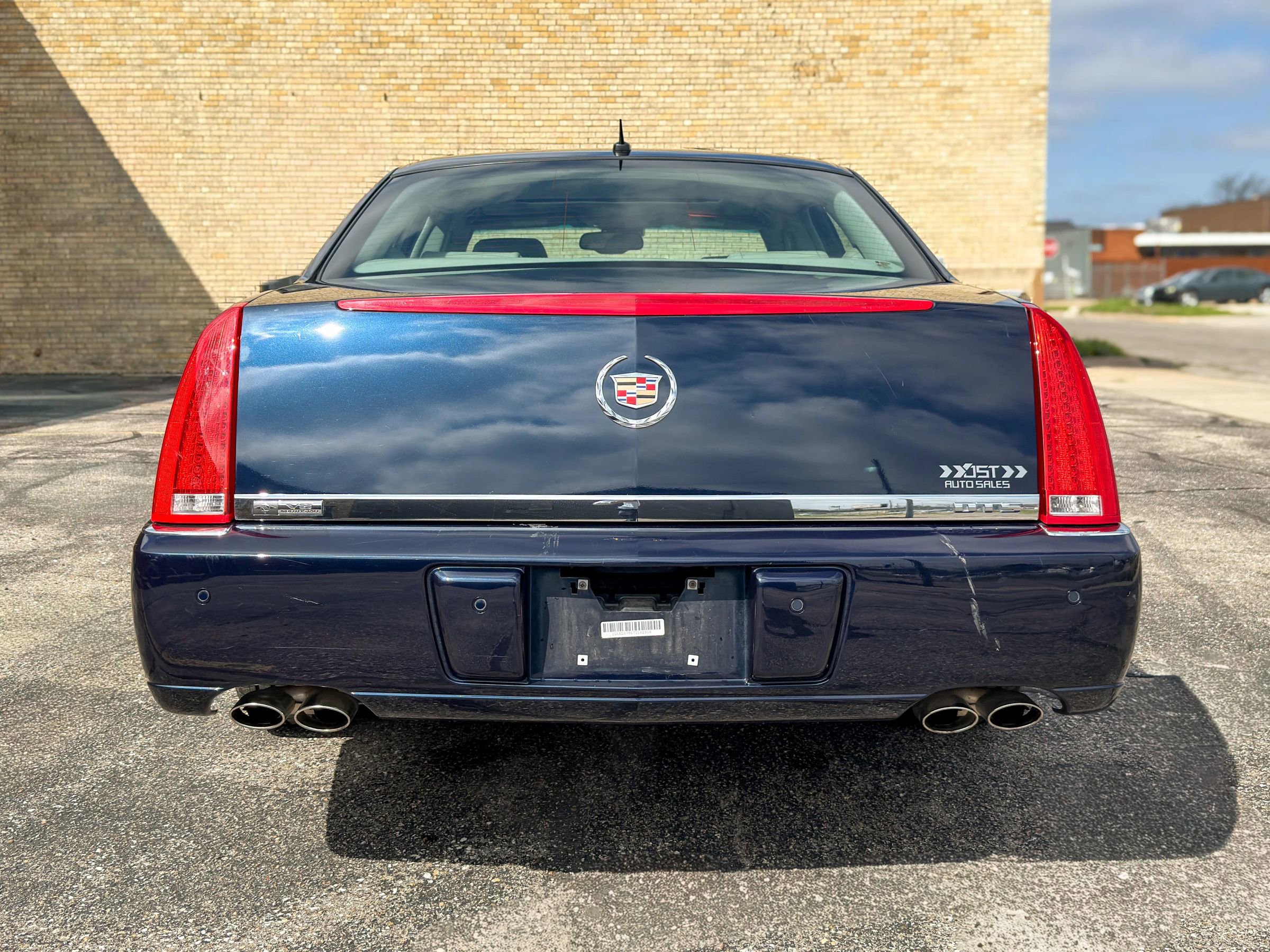 Used 2007 Cadillac DTS Performance image 6