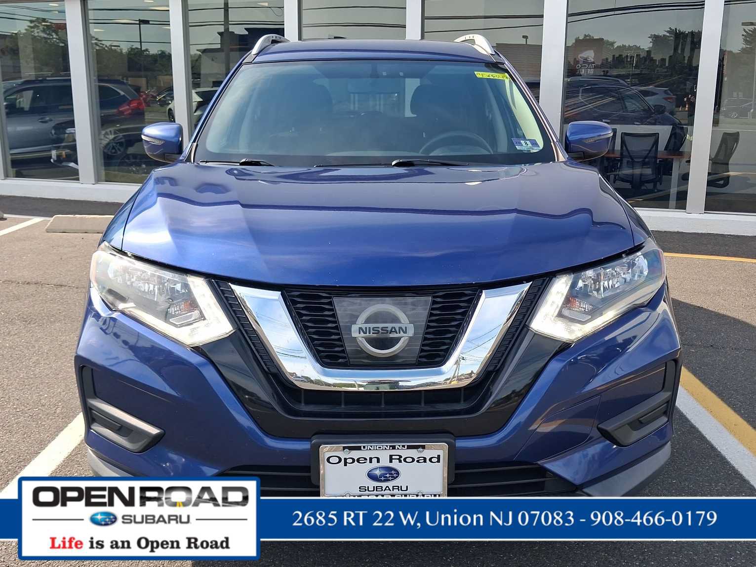 Used 2017 Nissan Rogue S w/ Appearance Package AWD/4WD image 2