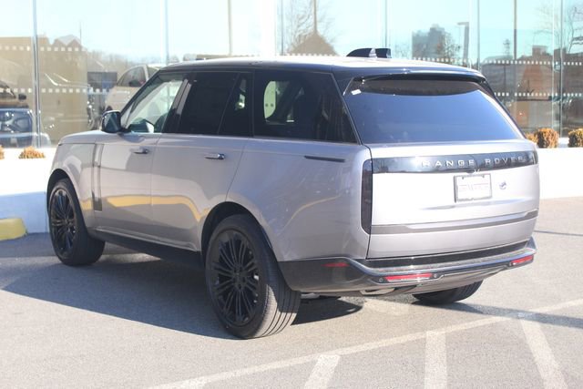 New 2026 Land Rover Range Rover SE image 11