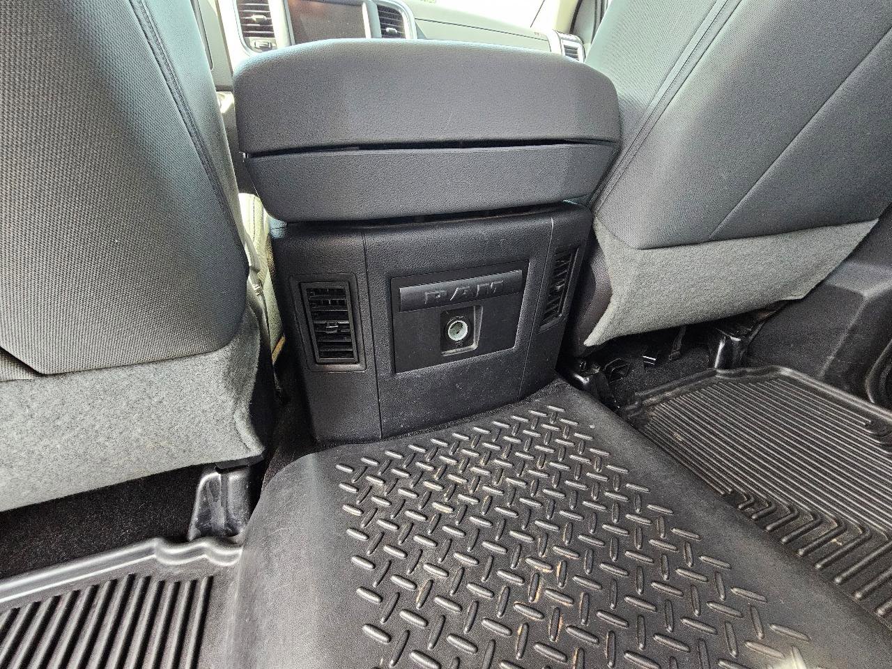 Used 2016 RAM 1500 Big Horn image 22