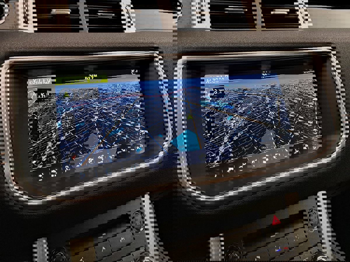 Used 2017 Land Rover Range Rover Evoque HSE Dynamic image 28