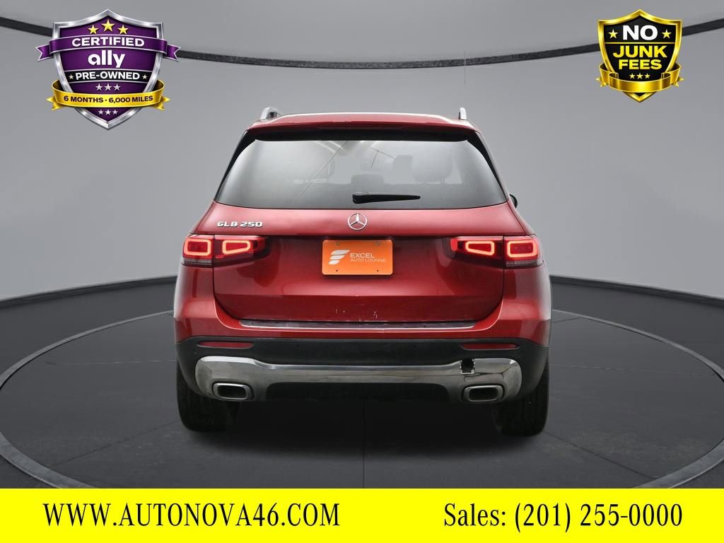 Used 2020 Mercedes-Benz GLB 250 w/ Premium Package image 5