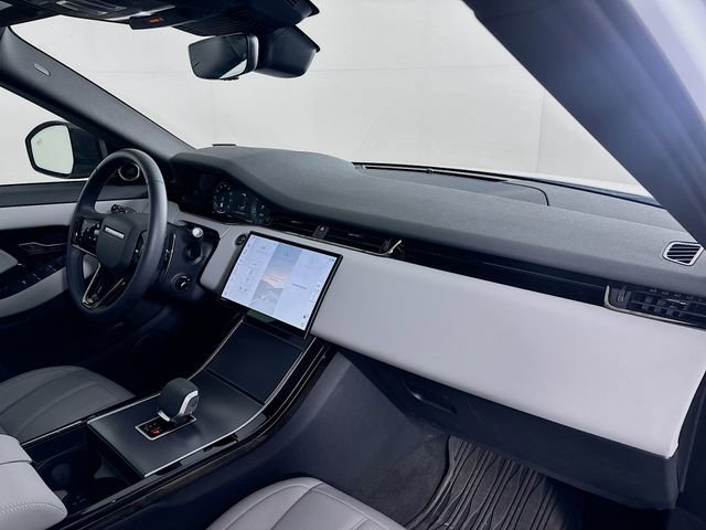 Used 2026 Land Rover Range Rover Evoque S image 27