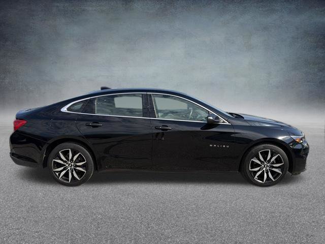 Certified 2017 Chevrolet Malibu LT w/ Driver Confidence Package FWD image 6