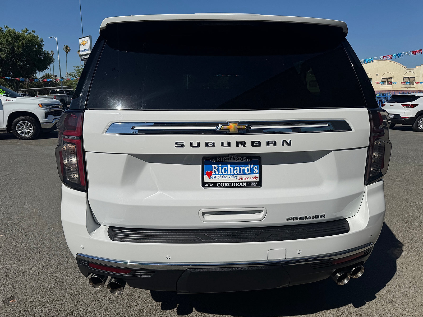 Used 2023 Chevrolet Suburban Premier RWD image 5