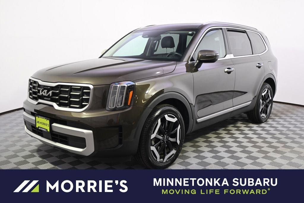 Used 2023 Kia Telluride S w/ S Sunroof Package