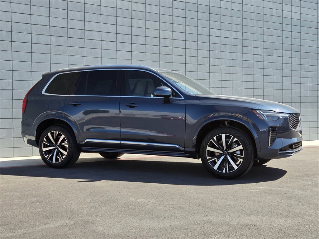 New 2026 Volvo XC90 B5 Core w/ Protection Package image 4