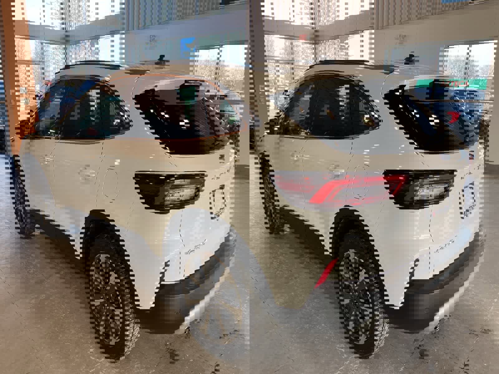 Used 2024 Ford Escape Platinum image 7