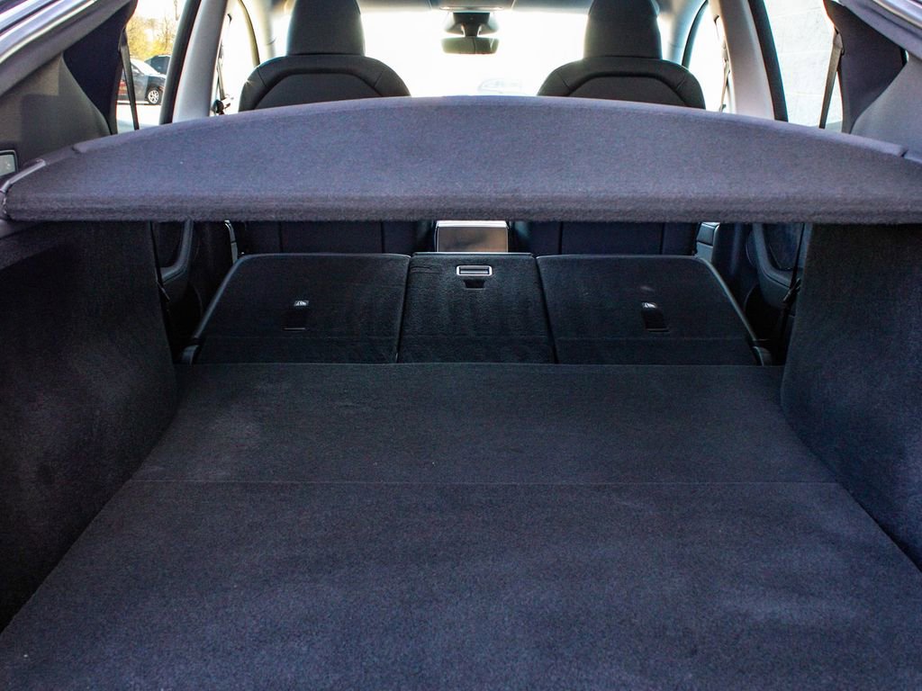 Used 2026 Tesla Model Y Long Range image 44