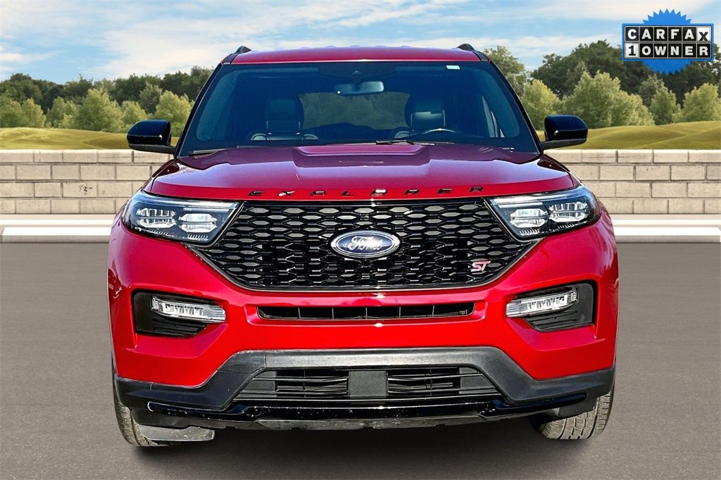Used 2022 Ford Explorer ST image 3
