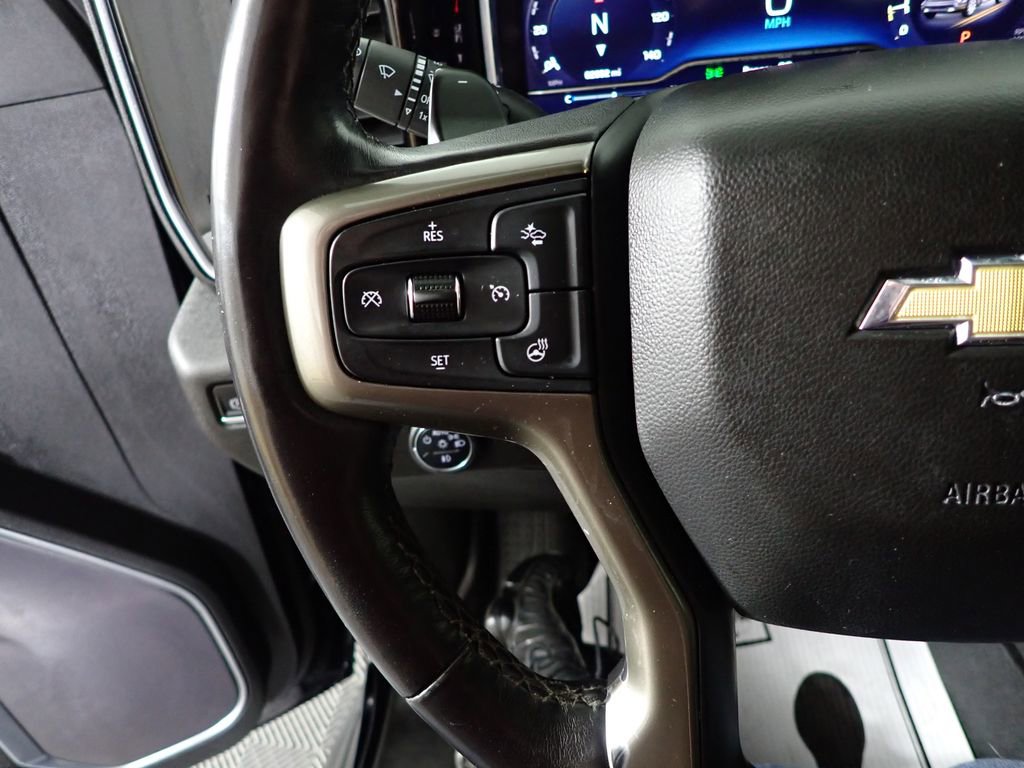 Used 2022 Chevrolet Silverado 1500 High Country AWD/4WD image 28
