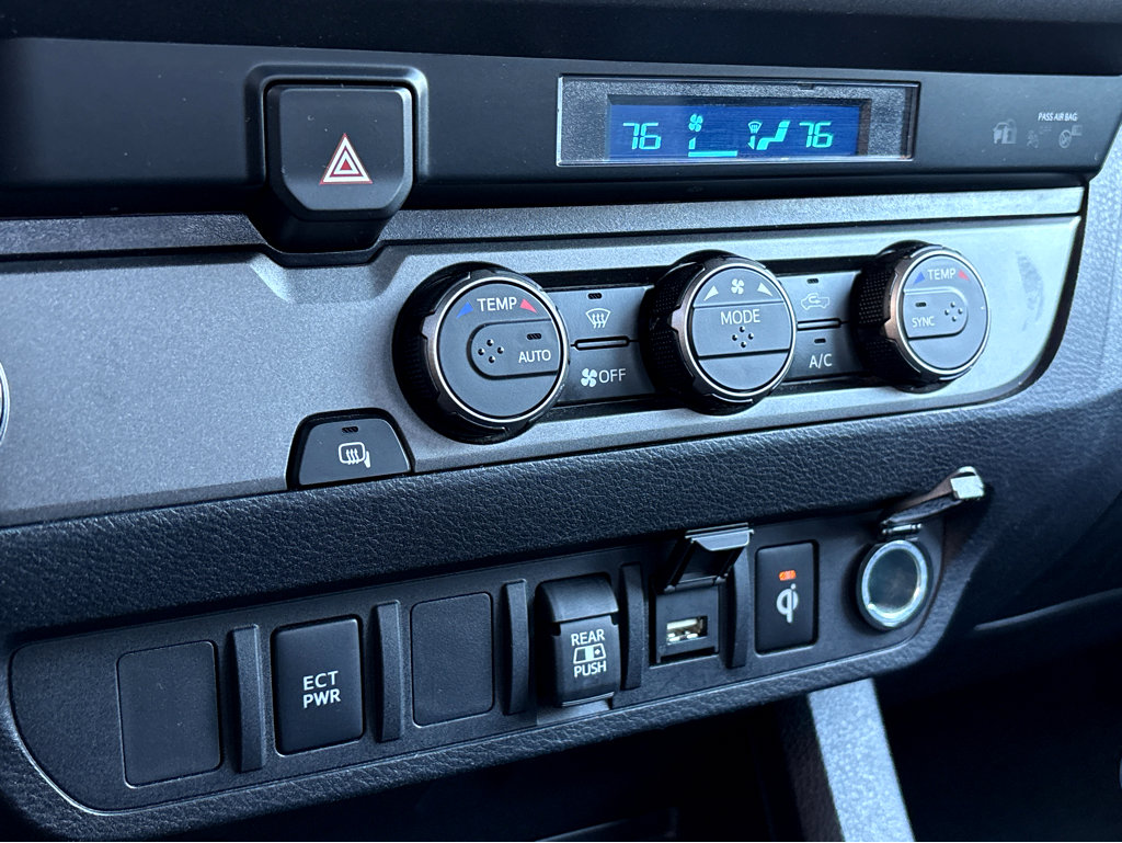 Used 2023 Toyota Tacoma TRD Off-Road image 15