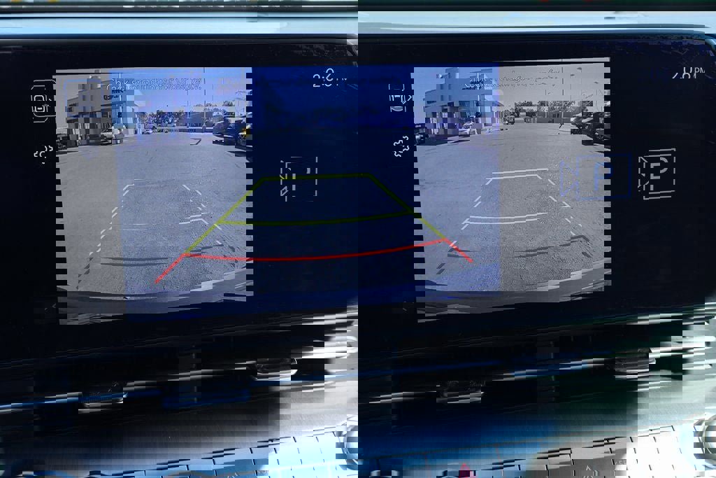 Used 2025 Hyundai Kona SEL image 4