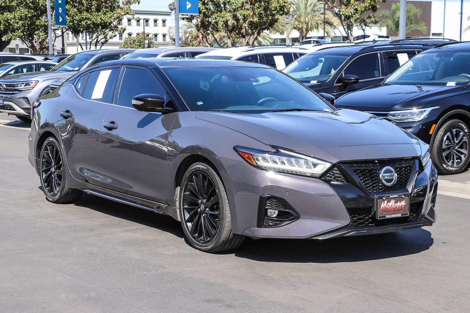 Used 2021 Nissan Maxima Platinum w/ 40th Anniversary Package FWD image 3