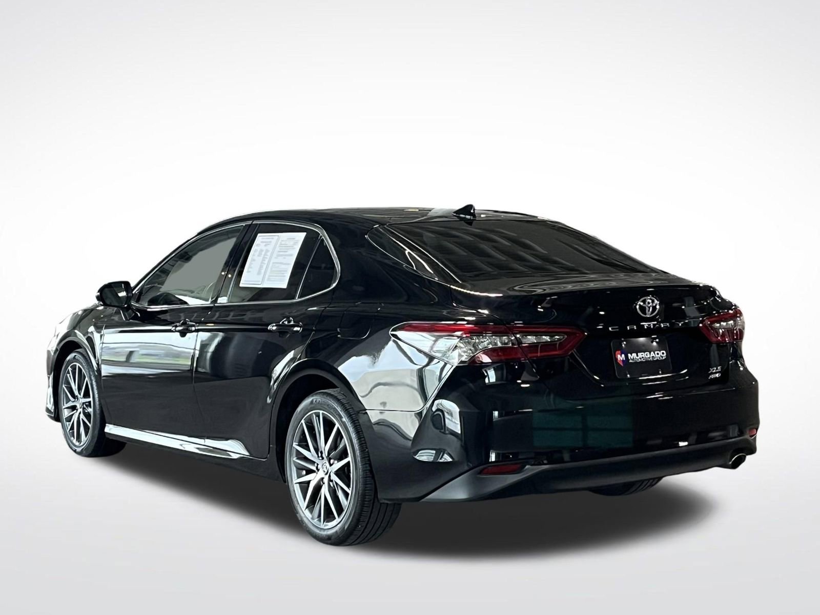 Used 2023 Toyota Camry XLE AWD/4WD image 8