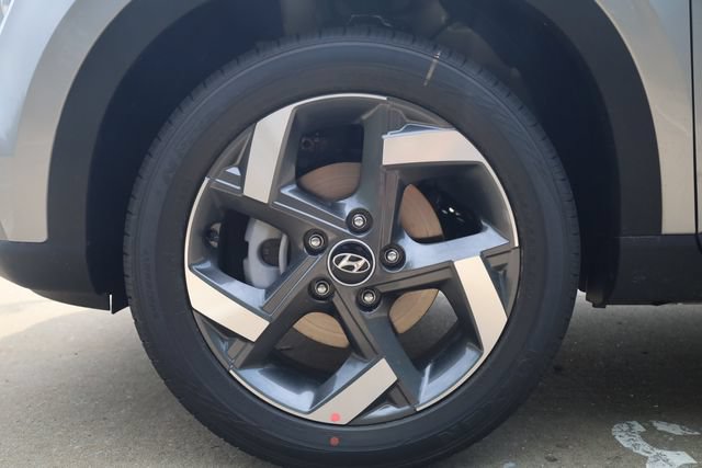 New 2026 Hyundai Venue SEL FWD image 8